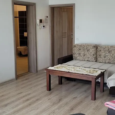 Goscinne Marusa Щитно