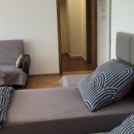 Goscinne Marusa Щитно