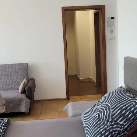 Goscinne Marusa Inn *
